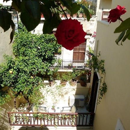 Madonna Studios Chania  Luaran gambar