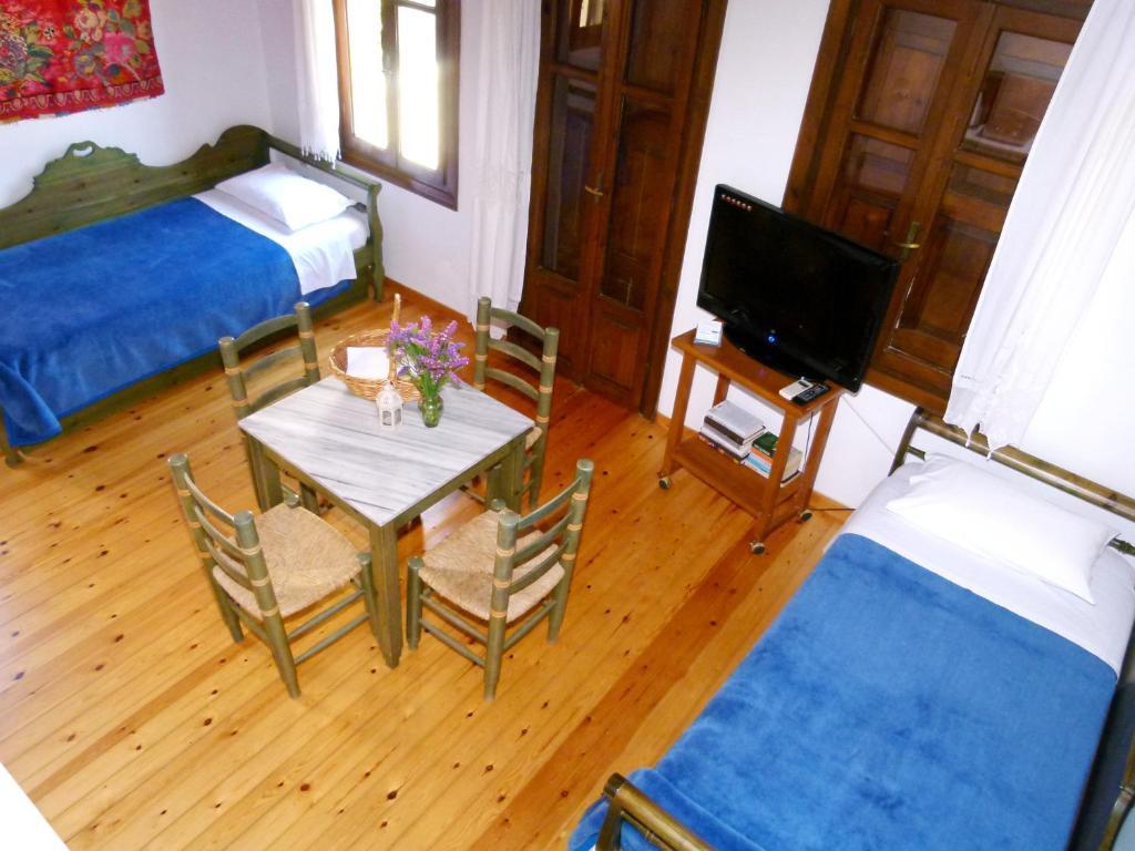 Madonna Studios Chania  Bilik gambar